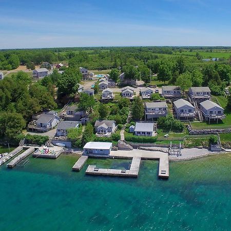 Angel Rock Waterfront Cottages Cape Vincent エクステリア 写真