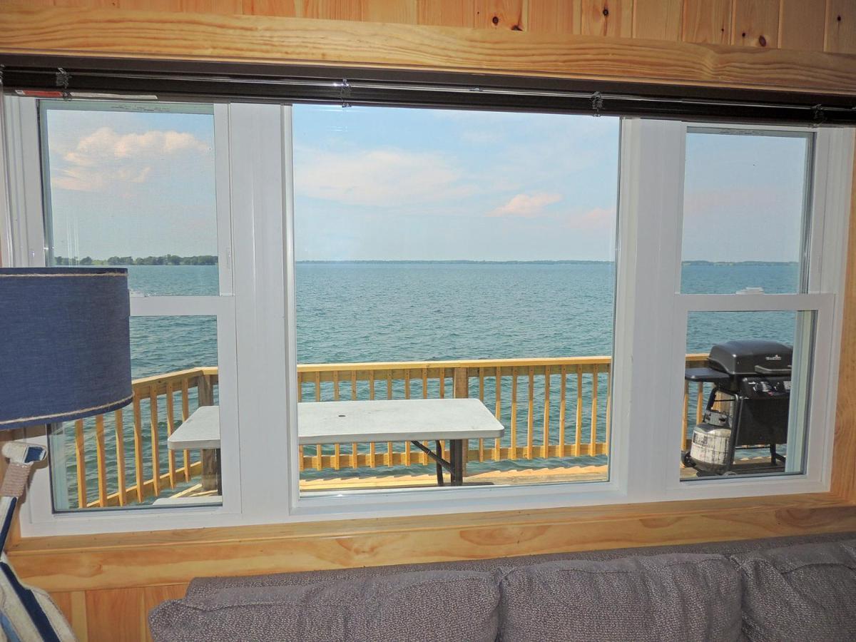 Angel Rock Waterfront Cottages Cape Vincent エクステリア 写真