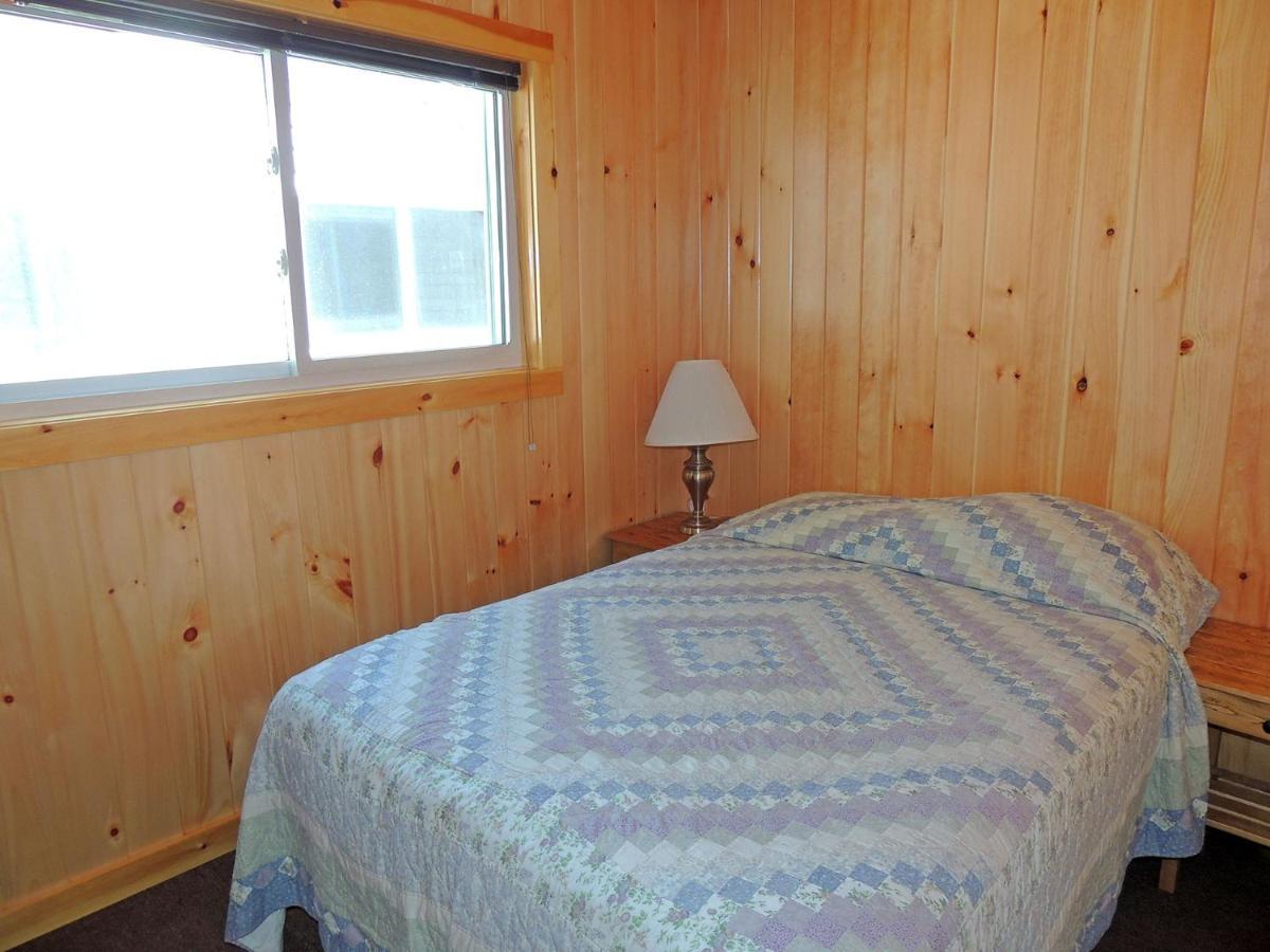 Angel Rock Waterfront Cottages Cape Vincent エクステリア 写真