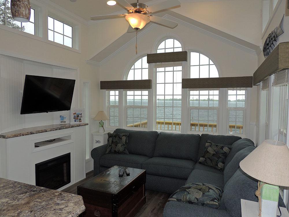 Angel Rock Waterfront Cottages Cape Vincent エクステリア 写真